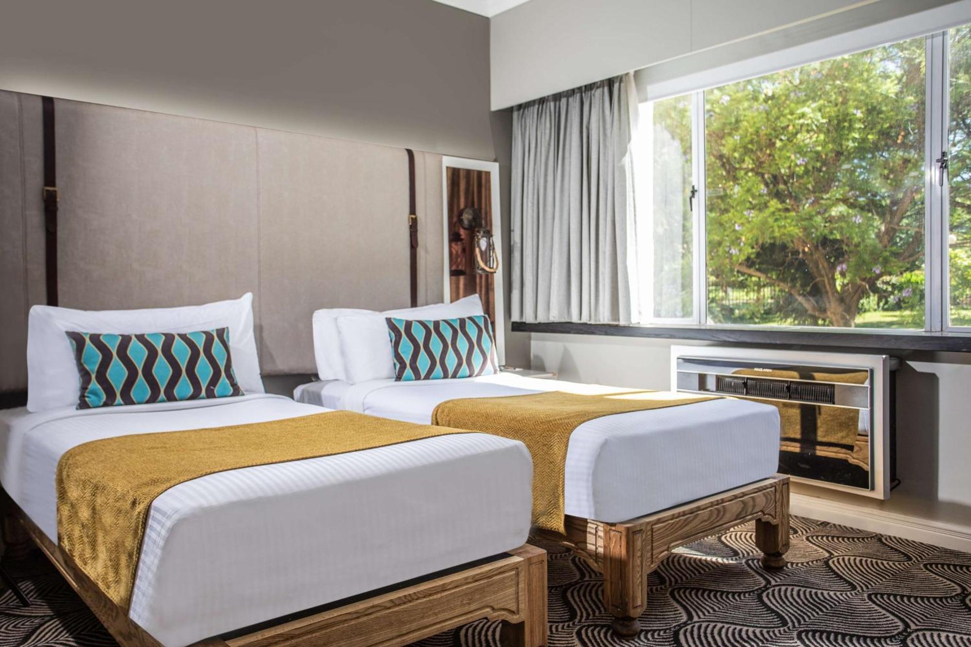 Southern Sun Ridgeway ลุซากา ภายนอก รูปภาพ