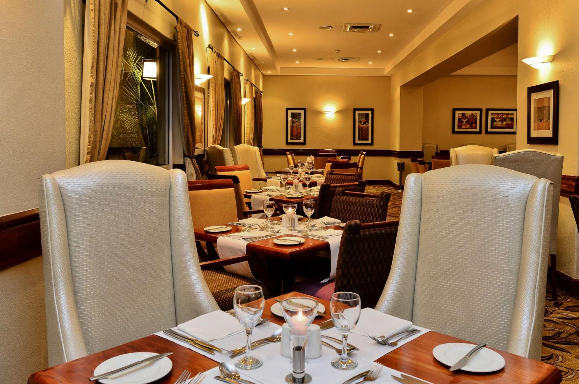 Southern Sun Ridgeway ลุซากา ภายนอก รูปภาพ